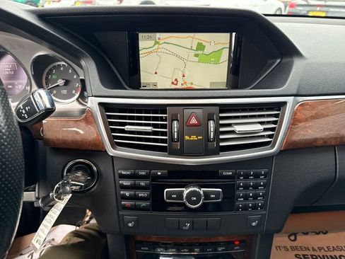 Used 2013 Mercedes-Benz E 350 E 350 image 24