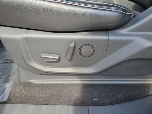 Used 2019 Ford F150 Lariat RWD image 21