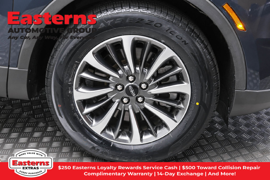 Used 2023 Lincoln Nautilus AWD image 32