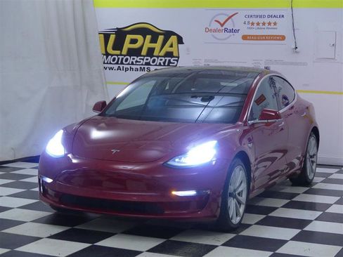 Used 2020 Tesla Model 3 Long Range image 3
