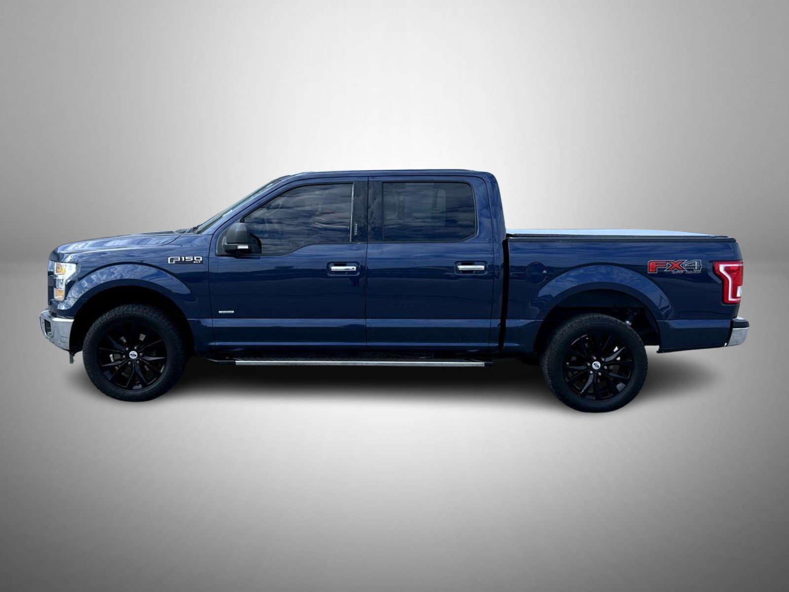 Used 2015 Ford F150 XLT w/ Equipment Group 302A Luxury AWD/4WD image 9