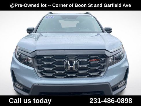 Used 2025 Honda Passport TrailSport image 24