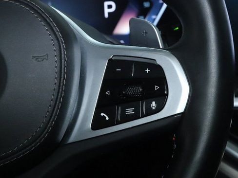 Used 2023 BMW X7 M60i image 32