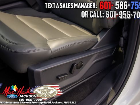 New 2026 Ford Expedition Active image 38