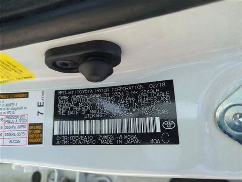 Certified 2018 Toyota Prius Prime Advanced FWD image 24