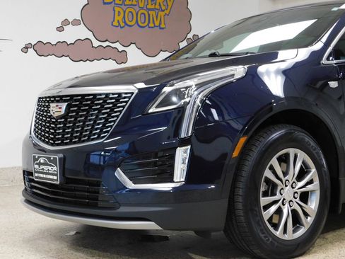 Used 2022 Cadillac XT5 Premium Luxury AWD/4WD image 12