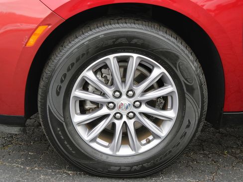 Used 2024 Buick Enclave Premium FWD image 11