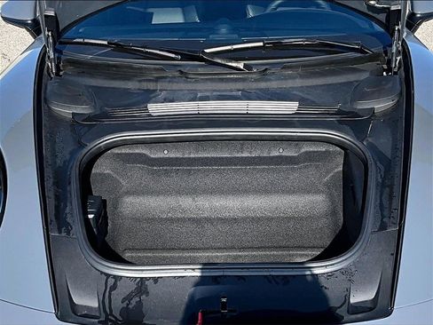 Certified 2025 Porsche 911 Carrera GTS image 23