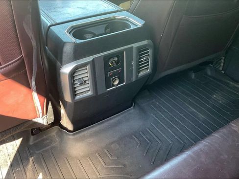 Certified 2017 Ford F250 Platinum w/ FX4 Off-Road Package AWD/4WD image 33