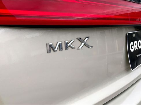 Used 2017 Lincoln MKX Reserve w/ Lincoln MKX Climate Package FWD image 29