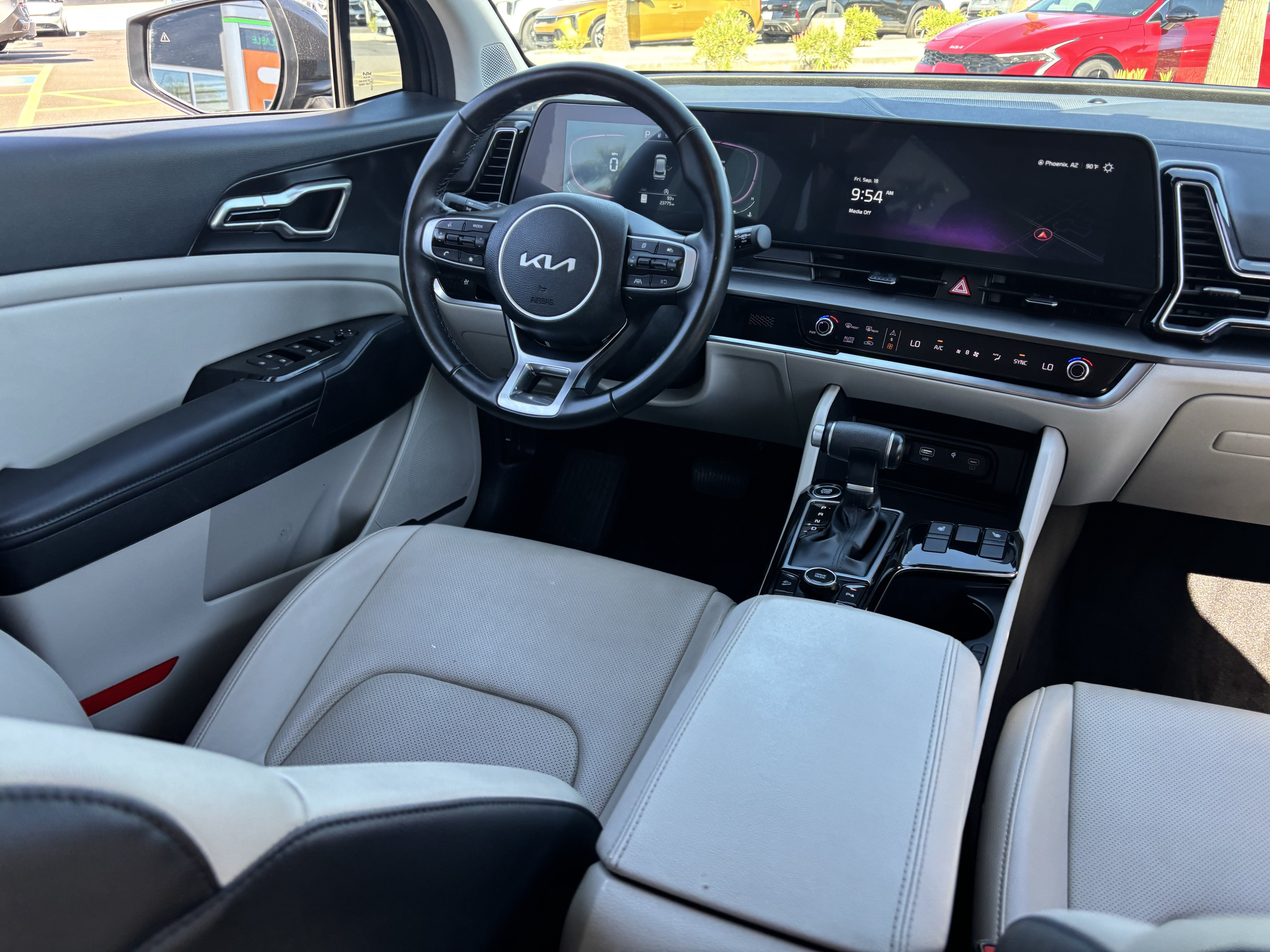 Certified 2025 Kia Sportage EX FWD image 12