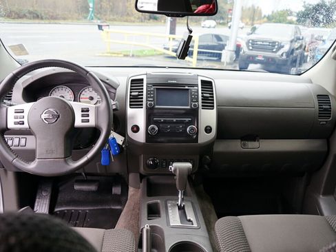 Used 2014 Nissan Xterra PRO-4X image 16