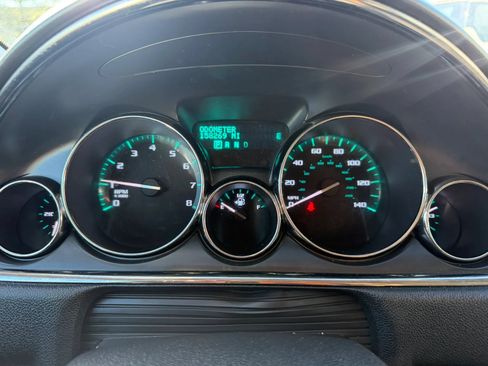 Used 2016 Buick Enclave Leather FWD image 10