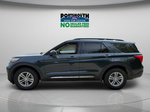Certified 2022 Ford Explorer XLT w/ Equipment Group 202A AWD/4WD image 2