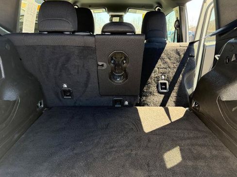 Used 2022 Jeep Renegade Altitude w/ Convenience Group AWD/4WD image 14