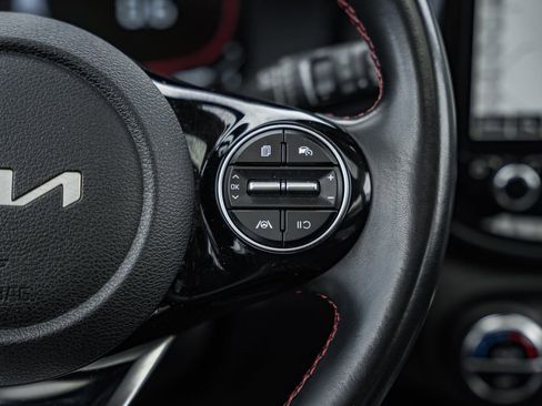 Used 2023 Kia Soul GT-Line image 23