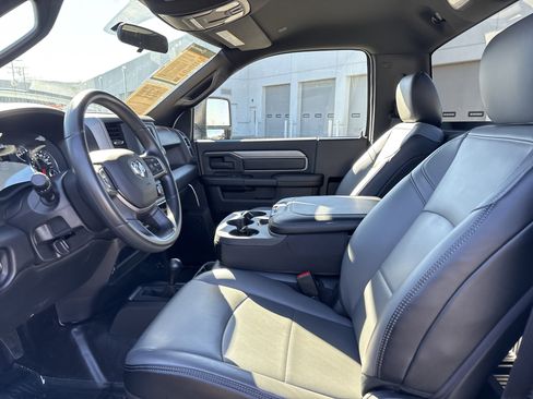 Used 2024 RAM 2500 Tradesman w/ Protection Group image 18