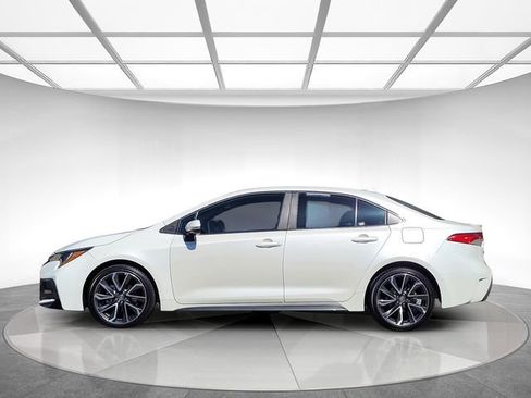 Used 2020 Toyota Corolla SE w/ Carpet Mat Package (TMS) FWD image 7
