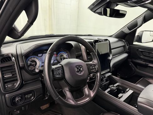 Used 2022 RAM 1500 Limited w/ Body-Colour Bumper Group AWD/4WD image 14
