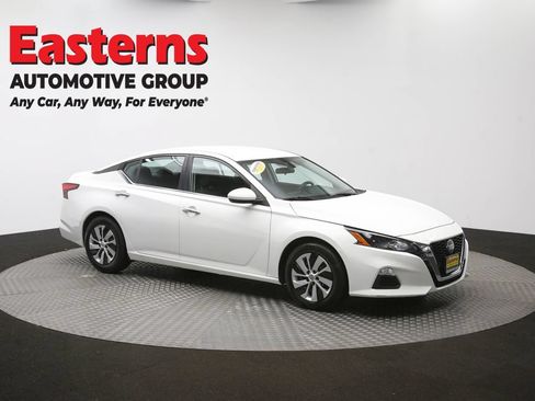Used 2022 Nissan Altima 2.5 S FWD image 46