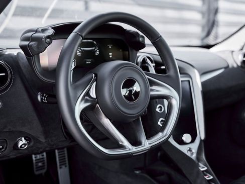 Used 2024 McLaren 750S image 53