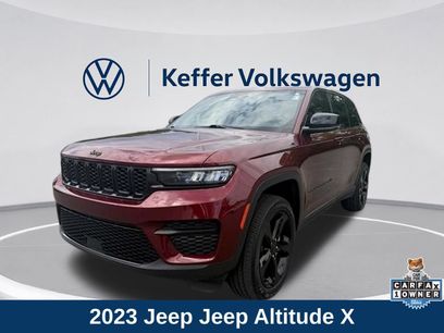 Used 2023 Jeep Grand Cherokee Altitude