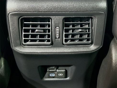 Used 2025 Toyota RAV4 XLE Premium image 22