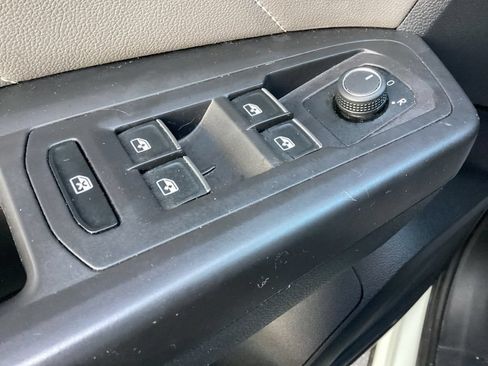 Used 2022 Volkswagen Atlas SE w/ Panoramic Sunroof Package AWD/4WD image 23