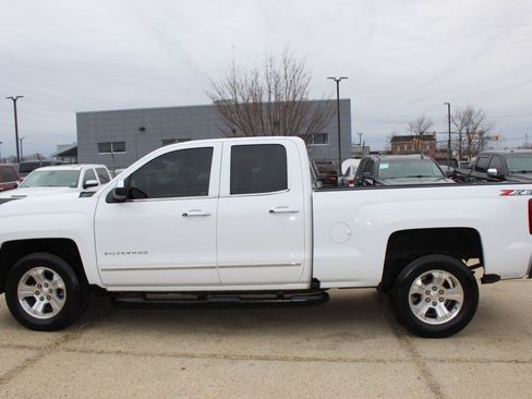 Used 2018 Chevrolet Silverado 1500 LTZ Z71 AWD/4WD image 3