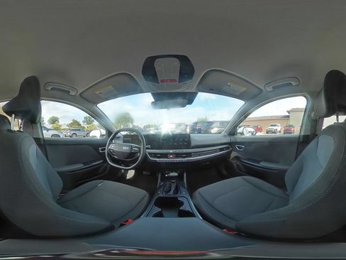 Used 2025 Kia K4 FWD image 42