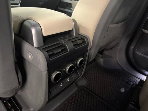 Used 2023 Land Rover Defender 110 SE AWD/4WD image 15
