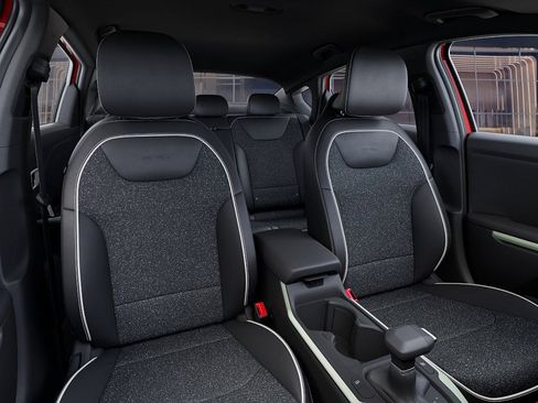 New 2025 Kia K4 GT-Line FWD image 15