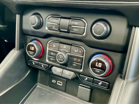 Used 2023 Chevrolet Tahoe Z71 w/ Off-Road Capability Package image 48