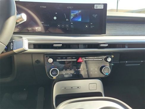 New 2026 Hyundai Ioniq 9 SEL image 12