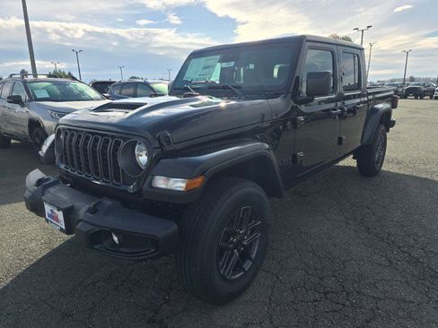 New 2025 Jeep Gladiator Sport image 8