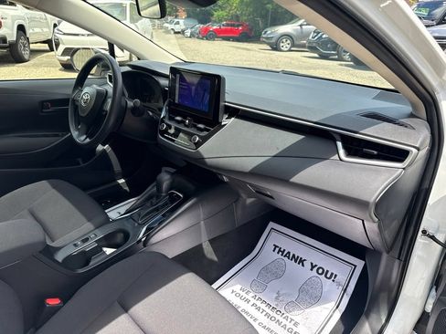 Used 2023 Toyota Corolla LE w/ LE Premium Package FWD image 16