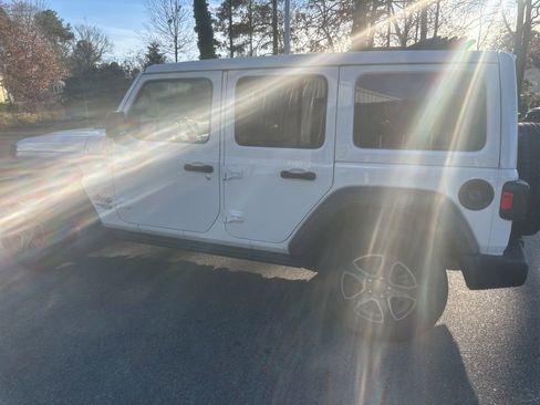 Used 2020 Jeep Wrangler Unlimited Sport S w/ Sun And Sound Package image 16