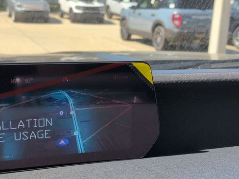 New 2026 Ford Expedition Active image 22