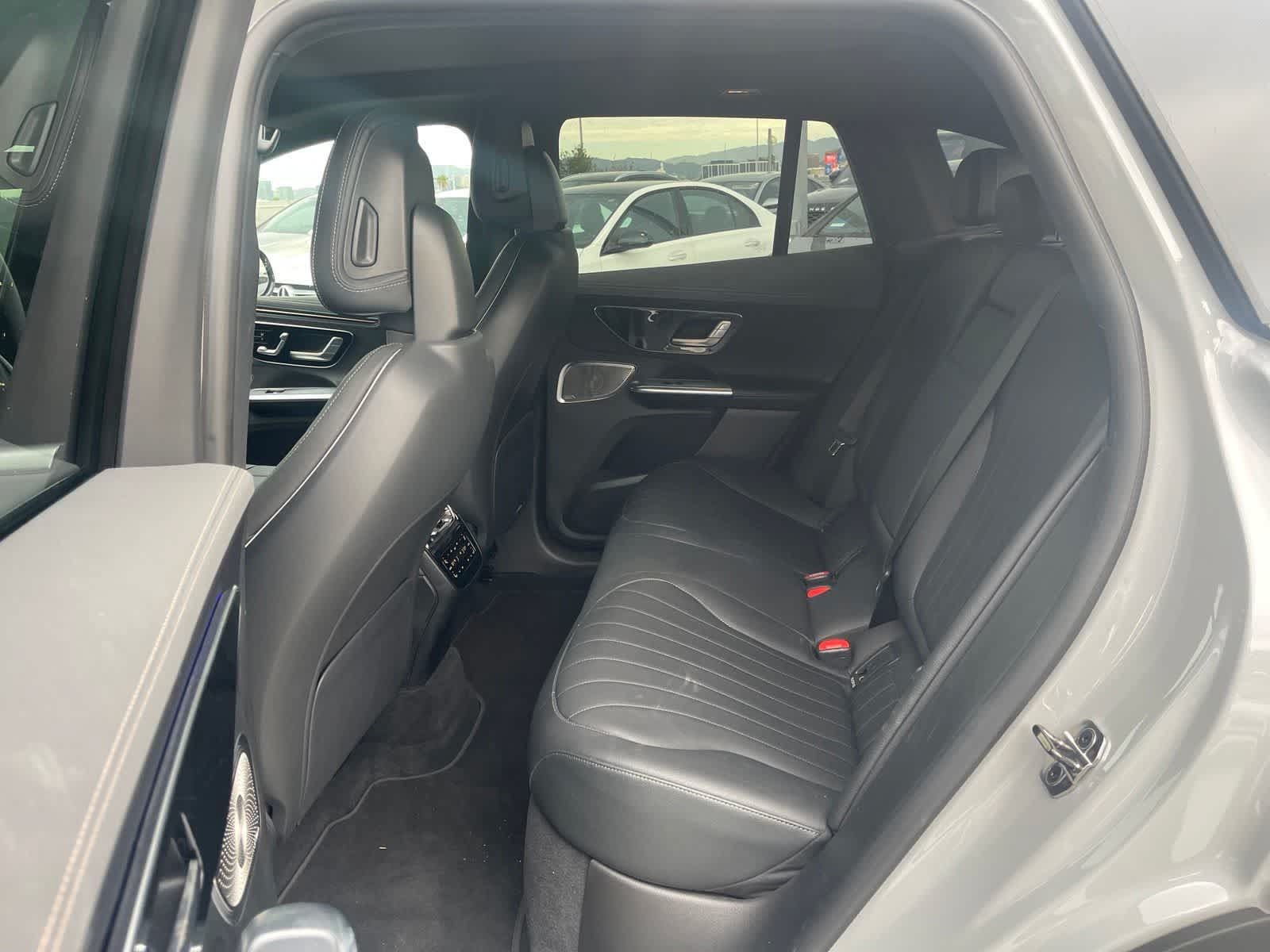Used 2023 Mercedes-Benz EQE 350+ SUV image 5