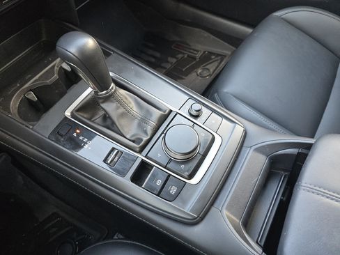 Used 2021 MAZDA CX-30 FWD 2.5 S w/ Select Package image 21