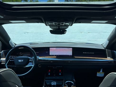 New 2026 Cadillac Escalade Platinum Luxury AWD/4WD image 43