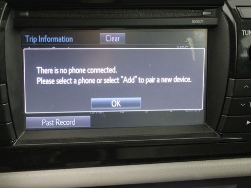 Used 2016 Toyota Corolla LE image 43