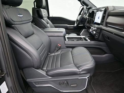 New 2026 Ford F250 Platinum image 12