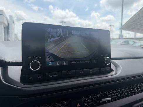 Used 2024 Honda Accord EX image 41
