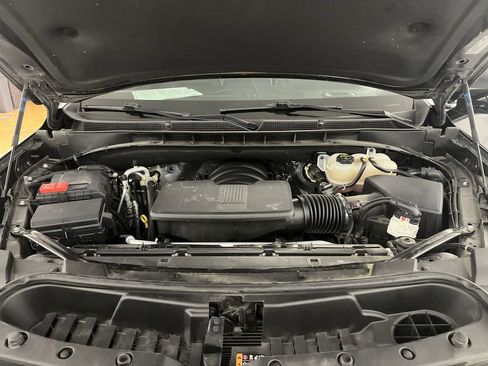 Used 2024 GMC Yukon XL SLT image 12