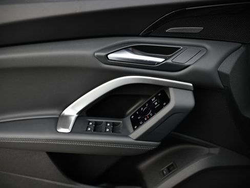 New 2025 Audi Q5 Premium Plus image 14