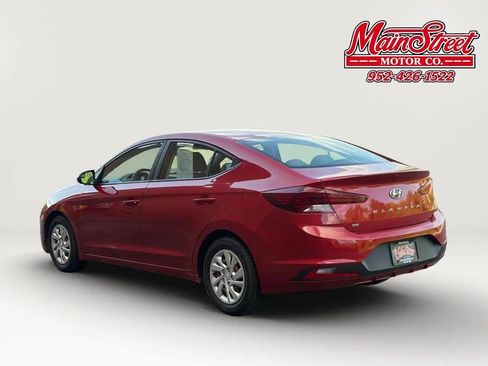 Used 2019 Hyundai Elantra SE FWD image 5
