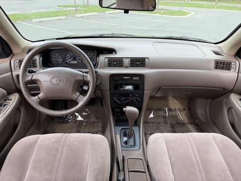 Used 1997 Toyota Camry CE image 14