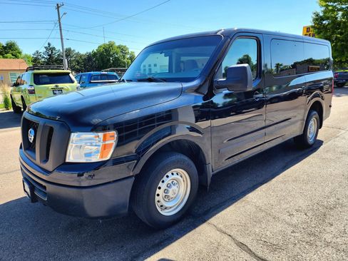 Used 2020 Nissan NV 3500 S RWD image 4