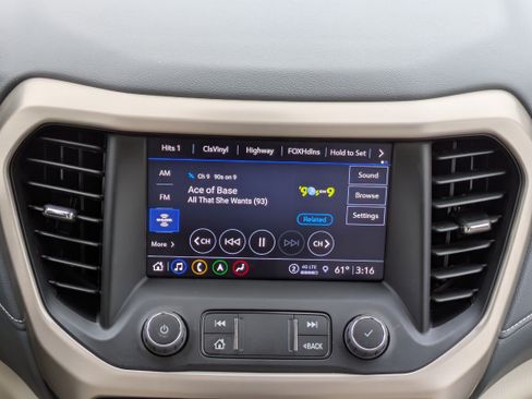 Certified 2023 GMC Acadia Denali w/ Denali Ultimate Package image 19